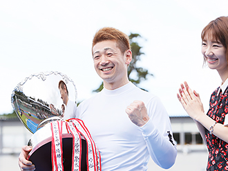 弥彦競輪 開設67周年記念GⅢ ふるさとカップ は 地元の諸橋愛選手が優勝!