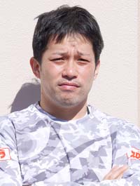 松岡　健介